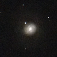 M77 - Пекулярна галактика в сузір'ї Кита
